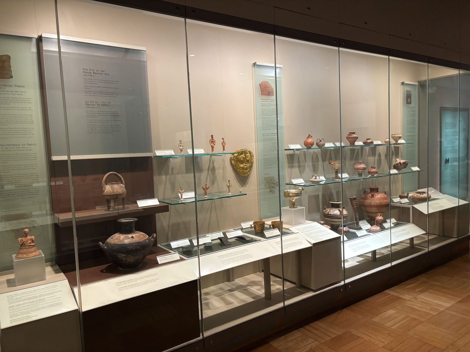 Display case with Bronze Age pottery and artifacts in the Royal Ontario Museum.